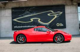 Guidare una Ferrari in Pista per un&rsquo;emozione da vero Pilota